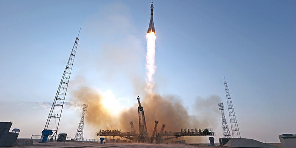 Прямая трансляция старта космического корабля «Союз МС-10»