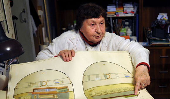 Советский космический архитектор Галина Балашова передала в фонды музея коллекцию своих работ