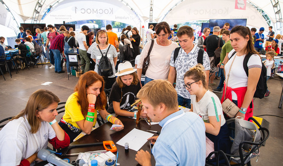 Инженерный центр Музея космонавтики и команда Космического рейса приняли участие в фестивале мейкерства Rukami.