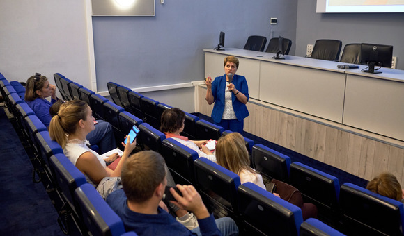 В Музее космонавтики прошёл обучающий семинар для учителей города Москвы «Особенности проведения современного урока в Музее космонавтики в рамках проекта «Учебный день» в музее».