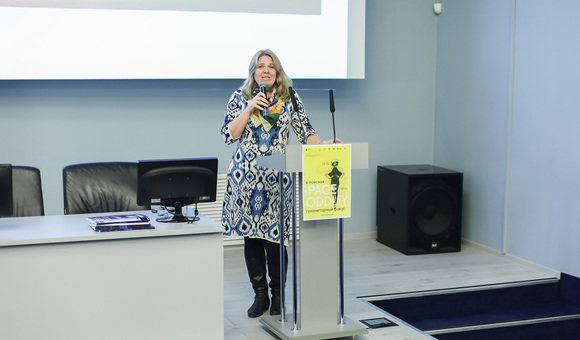 Сессия «Life on Mars?: дискурс инопланетного» на спецсобытии «В поисках "space oddity": гуманитарный фокус» конференции «Представляя необычное».