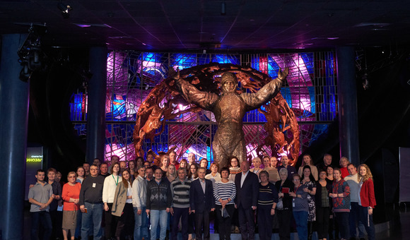 В Музее космонавтики прошла торжественная встреча сотрудников в честь 55-летия со дня открытия монумента "Покорителям космоса"