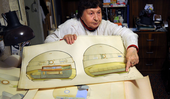 Космический архитектор Галина Балашова передала в фонды Музея космонавтики более 200 эскизов для космических советских программ. Увидеть их можно будет с апреля 2020 года на выставке «Космический дизайн».