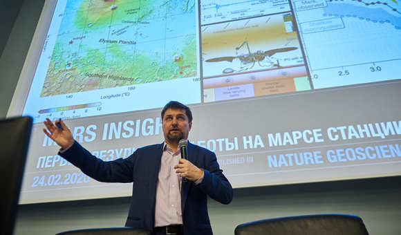 В Музее космонавтики стартовал лекторий со Сколтехом. О перспективах исследования Марса рассказал Антон Борисович Иванов, руководитель Космического центра Сколтеха.