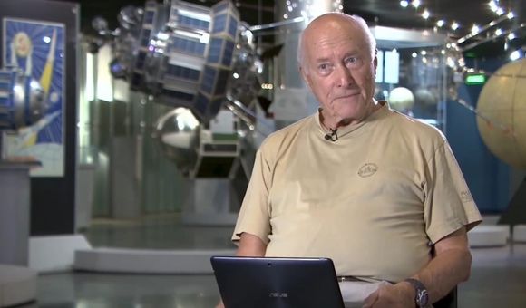 Музей космонавтики опубликовал новый выпуск проекта «Космос, моя любовь». В записи интервью выдающийся учёный, доктор физико-математических наук, профессор, заслуженный деятель науки Российской Федерации Леонид Васильевич Ксанфомалити поделился воспоминаниями о своём становлении в научной сфере, о трудностях поиска жизни за пределами планеты Земля, и о том, каково быть учёным. Это интервью стало одним из последних в жизни учёного.