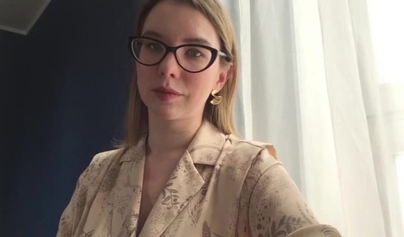 В рамках нового выпуска мини-лекций рубрики «Прогулки с куратором» научный сотрудник Музея космонавтики и сокуратор выставки «Космический дизайн» Полина Лысаков рассказала об архитектуре внеземных поселений, а также о легендарном «Барминграде». 