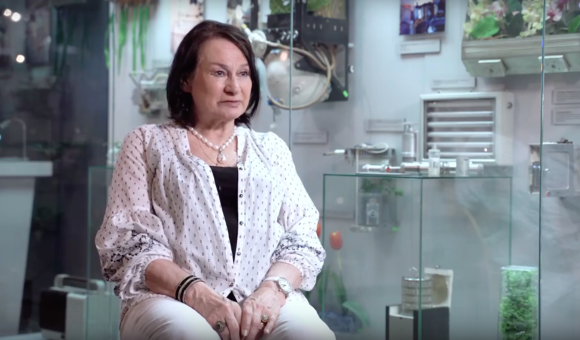 В новом выпуске проекта «Космос, любовь моя» Галина Нечитайло, доктор биологических наук, профессор, руководитель биологических программ в РКК «Энергия», рассказала о своём пути в науке, о самых значительных и интересных экспериментах на орбите и о перспективах биологических исследований в космосе.