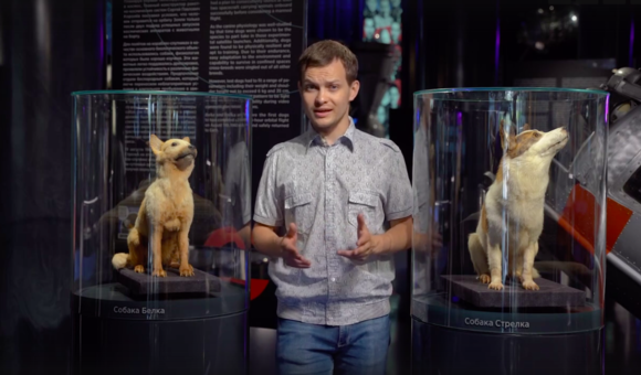 В честь 60-летия полёта Белки и Стрелки прошла онлайн-экскурсия «Белка, Стрелка и другие», в которой старший научный сотрудник Музея космонавтики Дмитрий Ерёменко рассказал об истории полёта двух космических дворняг, а также о других четвероногих героях космоса.