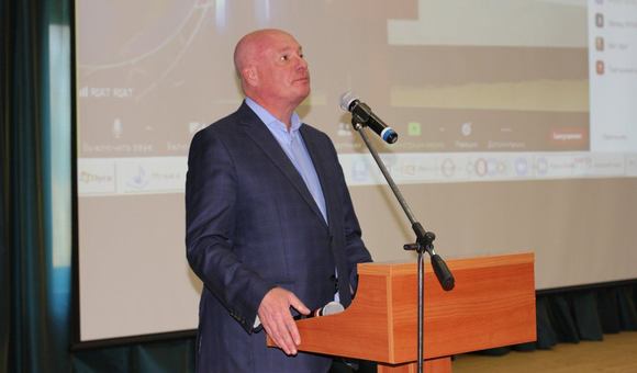 Вячеслав Климентов, заместитель директора Музей космонавтики в Москве по научной работе, выступил на форуме по Космическому туризму на тему «Актуальная проблематика организации космического туризма в России на федеральном и региональном уровнях».