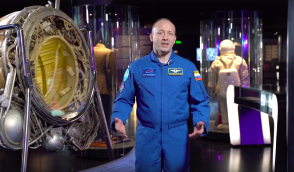 В 39 выпуске программы «Космос не ждёт» лётчик-космонавт Александр Мисуркин рассказал о космических полётах быстрее скорости света, испытаниях корабля «Старшип», российском арктическом спутнике и ракете для доставки грузов на Венеру и Марс.