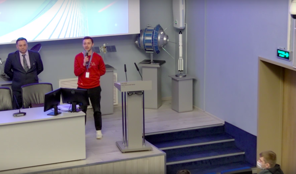 В Музее космонавтики в рамках Школы Юного Исследователя Космоса совместно с ФКИ МГУ прошло первое занятие по теме «Задачи исследования космического пространства». 