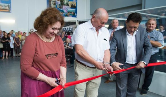 В Центре подготовки космонавтов им. Ю.А.Гагарина открылась выставка «Владимир Васютин. Ритм, рубиконы, временные рубежи», подготовленная Музеем космонавтики совместно с семьёй космонавта.