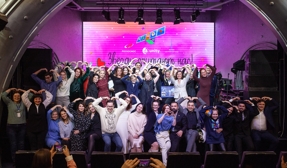 В Музее космонавтики прошло совместное мероприятие с фондом Unity. Гостями вечера также стали исполнительный директор по перспективным программам и науке Госкорпорации «Роскосмос» Александр Блошенко, Герой России, летчик-космонавт РФ Сергей Кудь-Сверчков и группа Uma2rman.