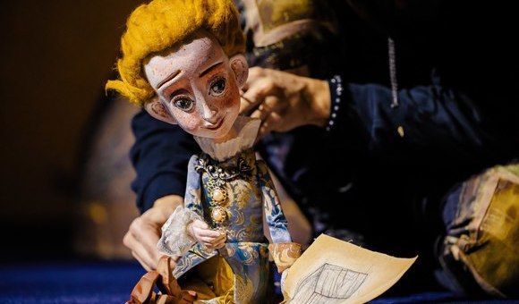 В Музее космонавтики состоялась премьера спектакля «Лётчик и Маленький принц». 