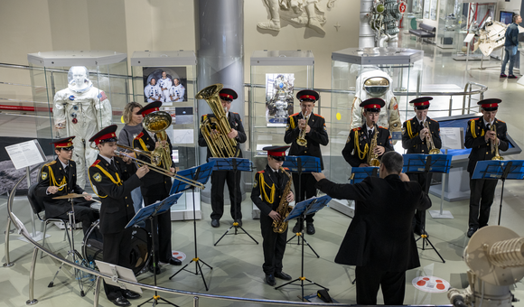 В Музее космонавтики прошёл концерт военно-кадетского оркестра ГБОУ Школы №1770. 