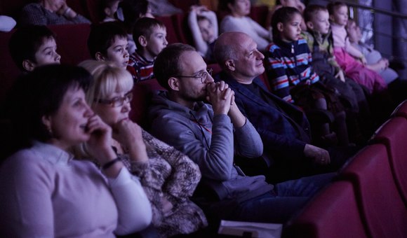 В Музее космонавтики прошла премьера новогоднего спектакля «Снежные братья»