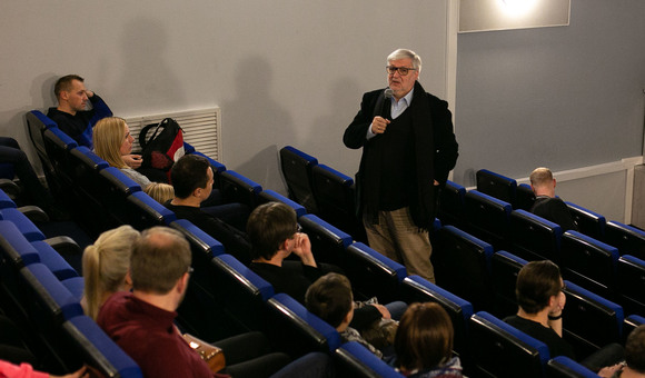 Мы запустили в музее Космический киноклуб. Ведущий — Сергей Сидоренко, режиссёр, кинообозреватель и руководитель мастерской Института театрального искусства. Первая встреча была посвящена теме космоса в мировом кино, просмотру и обсуждению легендарного фильма «Аэлита» 1924 года.