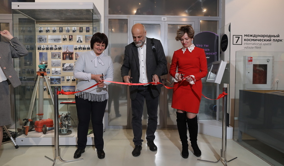 В Музее космонавтики открылась выставка «Ракетных дел мастера». На выставке представлены исторические экспонаты из одиннадцати ведущих музеев и архивов страны.