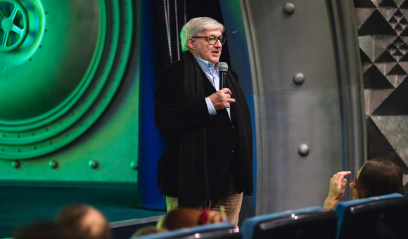 В рамках второй встречи Космического киноклуба состоялся просмотр фильма «Первы на Луне», 1995, реж. Алексей Федорченко.