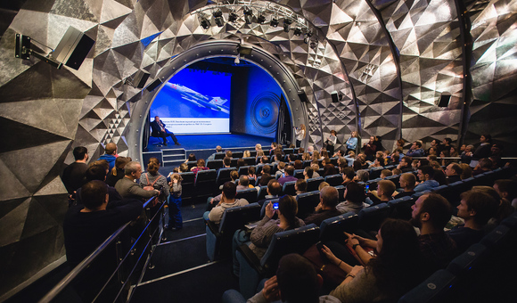 В Музее космонавтики прошла встреча с лётчиком-космонавтом, Героем Советского Союза Александром Ивановичем Лавейкиным.