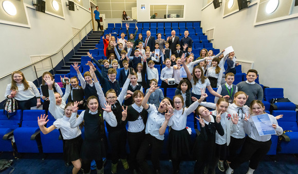 12 марта в Музее космонавтики прошла конференция по защите школьных работ в рамках программы «Исследовательская работа в Музее космонавтики». Учащиеся 5-х классов ГБОУ г. Москвы «Школа №1552» представили свои первые исследования, которые они провели на базе музея.