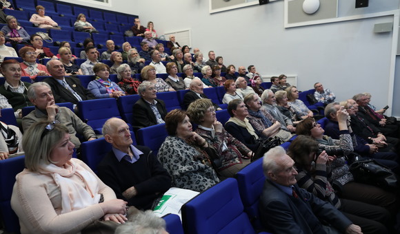 В Музее космонавтики прошла встреча участников проекта «Московское долголетие» с лётчиком-космонавтом, Героем Советского Союза Александром Ивановичем Лавейкиным.