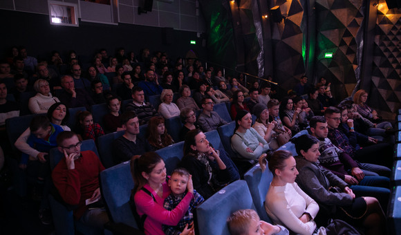 В День России в Музее космонавтики прошла лекция «Первый космонавт Земли Юрий Алексеевич Гагарин». Заведующий Домом-музеем академика С.П.Королёва Дмитрий Величко рассказал о подвиге первого космонавта и нештатных ситуациях во время полёта.