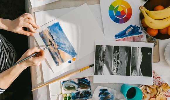 В Мемориальном доме-музее академика С.П. Королёва прошёл мастер-класс по акварельной живописи «Космические художники»